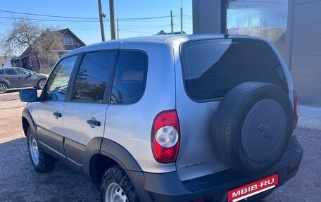 Chevrolet Niva I рестайлинг, 2012 год, 570 000 рублей, 8 фотография