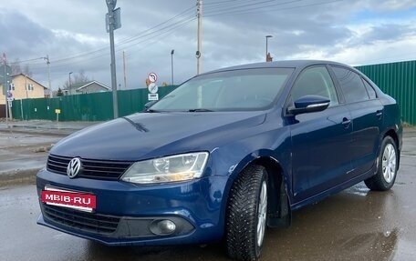 Volkswagen Jetta VI, 2011 год, 2 фотография