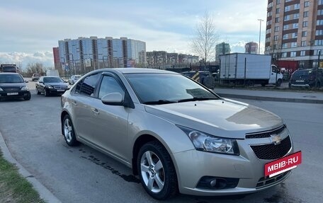Chevrolet Cruze II, 2012 год, 650 000 рублей, 2 фотография