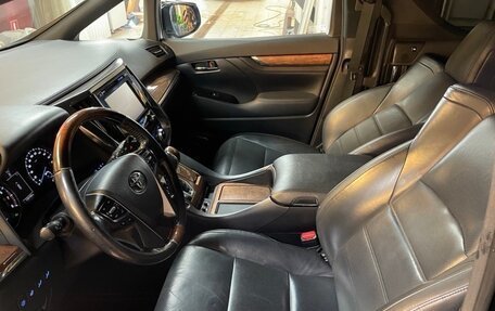 Toyota Alphard III, 2017 год, 3 690 000 рублей, 3 фотография