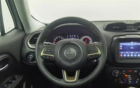 Jeep Renegade I рестайлинг, 2018 год, 1 490 000 рублей, 5 фотография