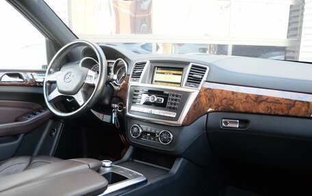 Mercedes-Benz M-Класс, 2012 год, 2 490 000 рублей, 21 фотография