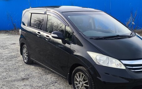 Honda Freed I, 2012 год, 1 175 000 рублей, 2 фотография