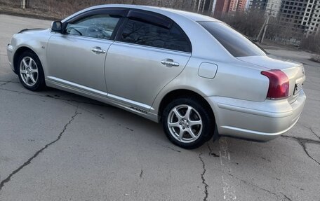 Toyota Avensis III рестайлинг, 2003 год, 675 000 рублей, 4 фотография