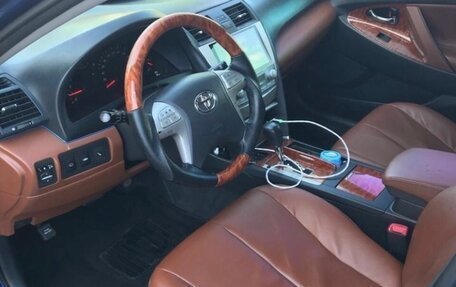 Toyota Camry, 2008 год, 550 000 рублей, 13 фотография