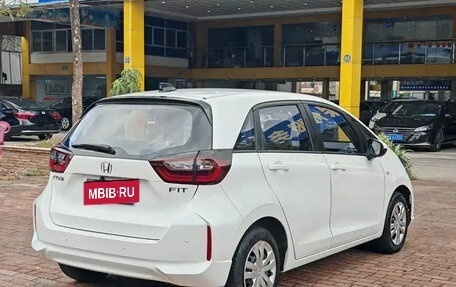 Honda Fit, 2023 год, 1 012 069 рублей, 6 фотография