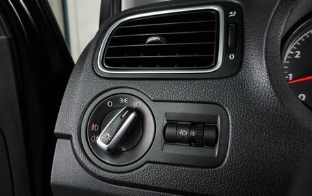 Volkswagen Polo VI (EU Market), 2012 год, 999 000 рублей, 12 фотография