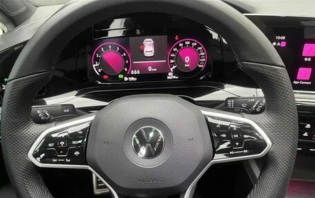 Volkswagen Golf VIII, 2022 год, 1 580 007 рублей, 7 фотография