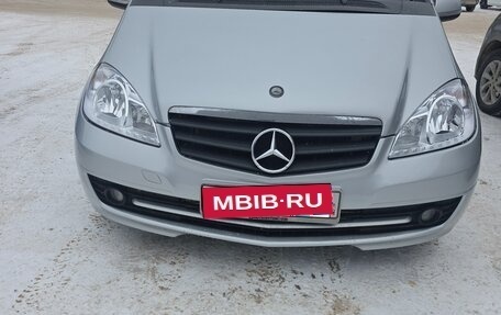 Mercedes-Benz A-Класс, 2010 год, 900 000 рублей, 1 фотография