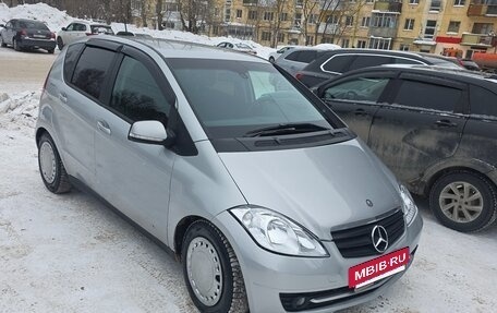 Mercedes-Benz A-Класс, 2010 год, 900 000 рублей, 2 фотография