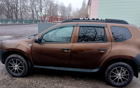 Renault Duster I рестайлинг, 2014 год, 900 000 рублей, 5 фотография