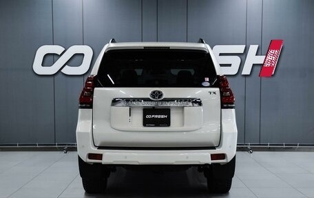 Toyota Land Cruiser Prado 150 рестайлинг 2, 2020 год, 5 649 000 рублей, 4 фотография