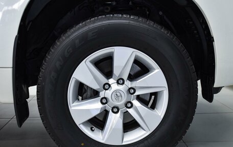 Toyota Land Cruiser Prado 150 рестайлинг 2, 2020 год, 5 649 000 рублей, 8 фотография