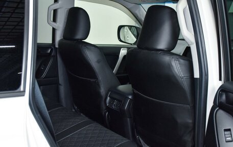 Toyota Land Cruiser Prado 150 рестайлинг 2, 2020 год, 5 649 000 рублей, 15 фотография