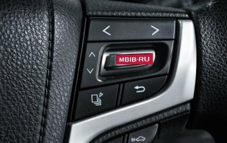 Toyota Land Cruiser Prado 150 рестайлинг 2, 2020 год, 5 649 000 рублей, 19 фотография