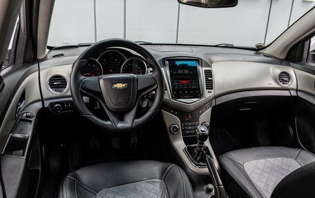 Chevrolet Cruze II, 2012 год, 749 000 рублей, 6 фотография