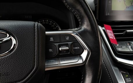 Toyota Land Cruiser, 2022 год, 10 700 000 рублей, 23 фотография