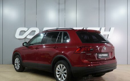 Volkswagen Tiguan II, 2017 год, 2 189 000 рублей, 2 фотография