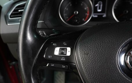 Volkswagen Tiguan II, 2017 год, 2 189 000 рублей, 21 фотография