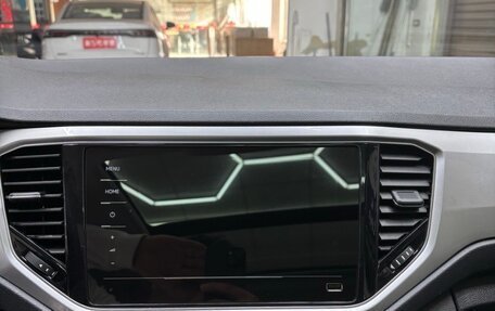 Volkswagen T-Roc I, 2021 год, 1 520 000 рублей, 9 фотография