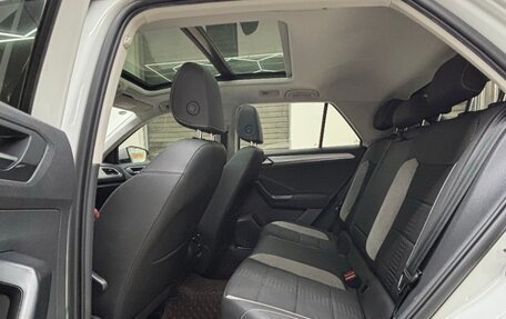 Volkswagen T-Roc I, 2021 год, 1 520 000 рублей, 13 фотография