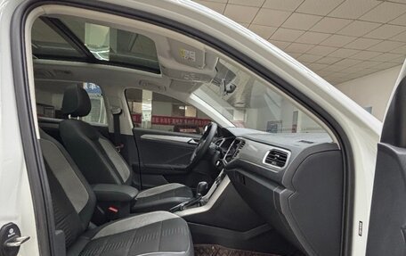 Volkswagen T-Roc I, 2021 год, 1 520 000 рублей, 16 фотография