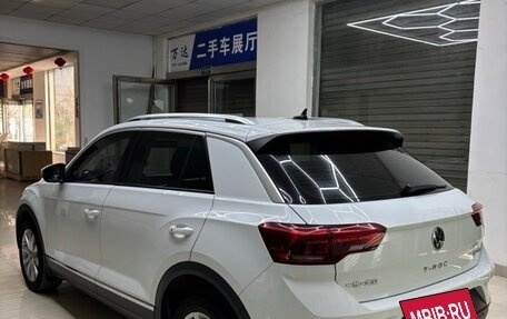 Volkswagen T-Roc I, 2021 год, 1 520 000 рублей, 6 фотография