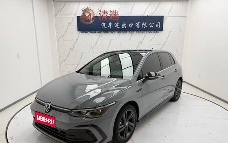 Volkswagen Golf VIII, 2021 год, 2 064 000 рублей, 1 фотография