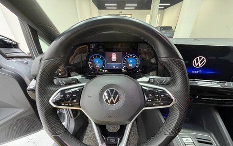 Volkswagen Golf VIII, 2021 год, 2 064 000 рублей, 13 фотография