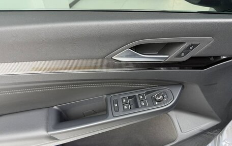 Volkswagen Golf VIII, 2021 год, 2 064 000 рублей, 11 фотография