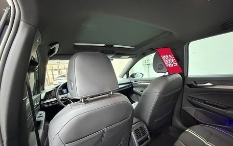 Volkswagen Golf VIII, 2021 год, 2 064 000 рублей, 18 фотография