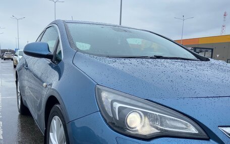 Opel Astra J, 2013 год, 870 000 рублей, 2 фотография