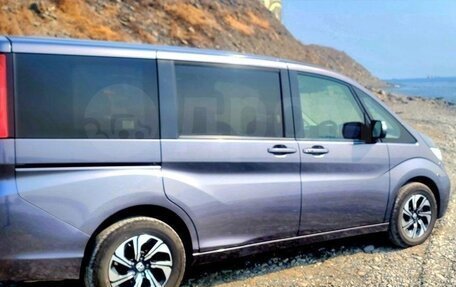 Honda Stepwgn IV, 2021 год, 2 460 000 рублей, 6 фотография