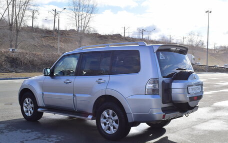 Mitsubishi Pajero IV, 2010 год, 1 697 000 рублей, 6 фотография