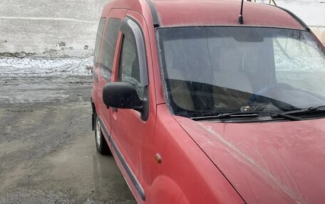 Renault Kangoo II рестайлинг, 2005 год, 250 000 рублей, 1 фотография