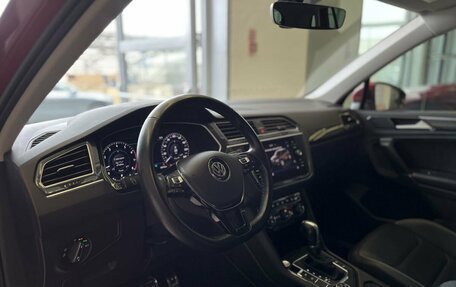 Volkswagen Tiguan II, 2018 год, 3 050 000 рублей, 9 фотография