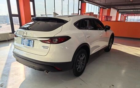 Mazda CX-4, 2023 год, 2 340 000 рублей, 6 фотография