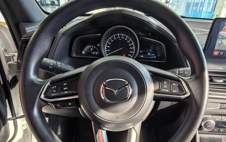 Mazda CX-4, 2023 год, 2 340 000 рублей, 10 фотография