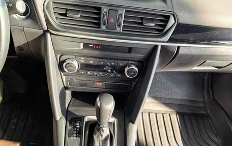 Mazda CX-4, 2023 год, 2 340 000 рублей, 14 фотография