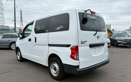 Nissan NV200, 2018 год, 1 205 000 рублей, 7 фотография