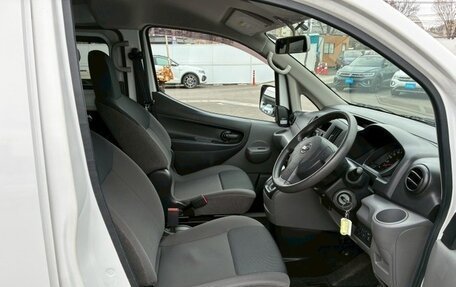 Nissan NV200, 2018 год, 1 205 000 рублей, 10 фотография