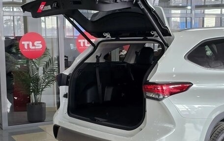 Toyota Highlander, 2026 год, 5 300 000 рублей, 24 фотография