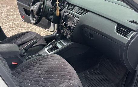 Skoda Octavia, 2015 год, 1 400 000 рублей, 14 фотография