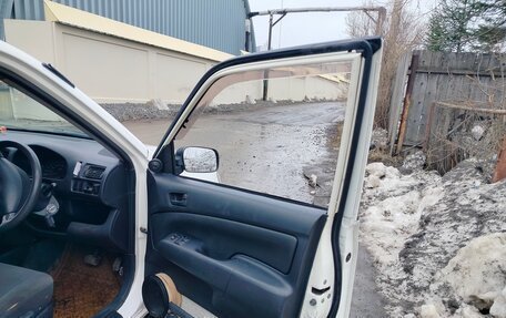 Toyota Probox I, 2002 год, 449 000 рублей, 14 фотография