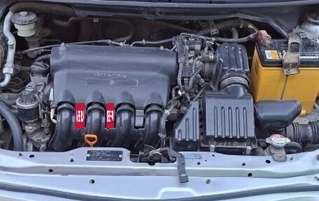 Honda Fit III, 2004 год, 435 000 рублей, 6 фотография