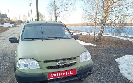 Chevrolet Niva I рестайлинг, 2008 год, 400 000 рублей, 1 фотография