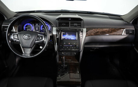 Toyota Camry, 2015 год, 2 950 000 рублей, 9 фотография