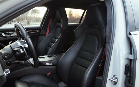 Porsche Panamera II рестайлинг, 2019 год, 10 800 000 рублей, 16 фотография