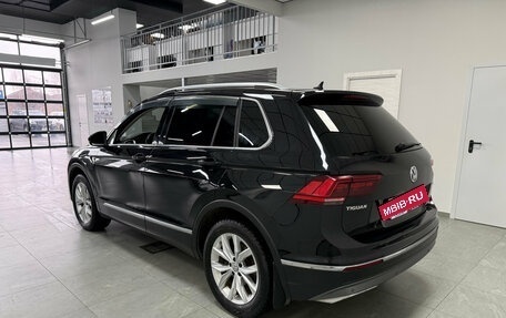 Volkswagen Tiguan II, 2018 год, 3 190 000 рублей, 5 фотография