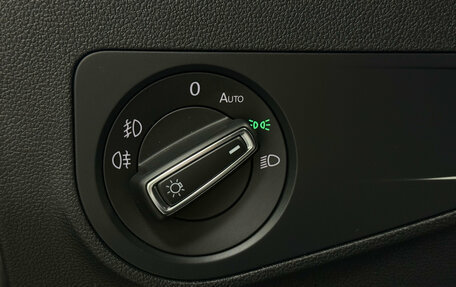 Volkswagen Tiguan II, 2018 год, 3 190 000 рублей, 14 фотография